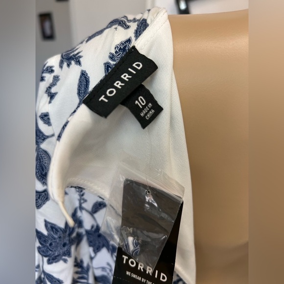 Torrid Maxi Challis Walkthrough Dress Blue Floral Paisley Maxi Romper Women Sz10 - Picture 12 of 14